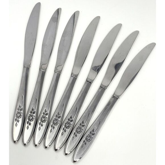 Vintage Oneida Community ROSE SHADOW Stainless Dinner Knives 9 3/8" Set Of 7 - Picture 1 of 4